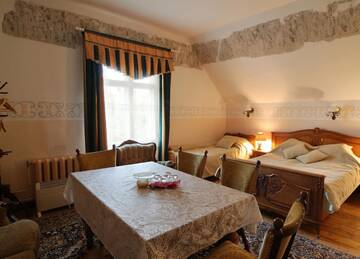 Фото номера Трехместный номер Делюкс Отель Cantervilla Castle г. Отепя 3