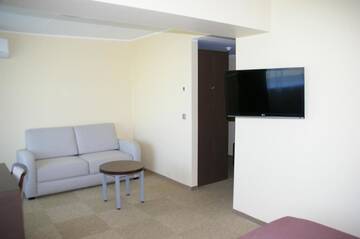 Фото номера Семейный номер Отель Tehvandi Hotell г. Отепя 3