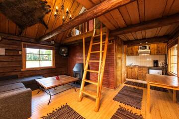 Фото номера Дом для отпуска Комплексы для отдыха с коттеджами/бунгало Sokka Holiday Center &amp; Glamping г. Отепя 10