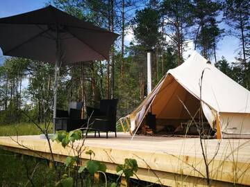 Фото номера Шатер Комплексы для отдыха с коттеджами/бунгало Sokka Holiday Center &amp; Glamping г. Отепя 6