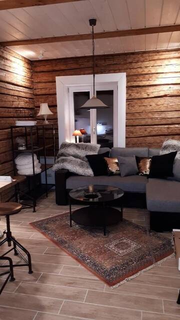 Фото номера Дом с 3 спальнями Дома для отпуска Sportsmen´s Holiday House г. Отепя 10