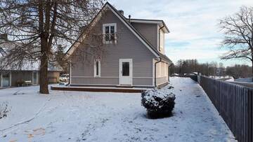 Фото номера Дом с 3 спальнями Дома для отпуска Sportsmen´s Holiday House г. Отепя 11